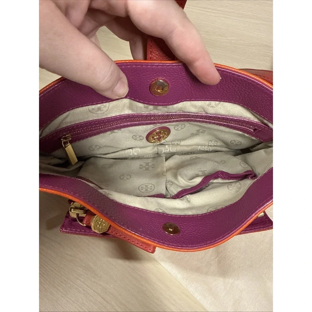 Tory Burch Pebbled Leather Crossbody‎ Bag Orange Red Leather Gold Expandable